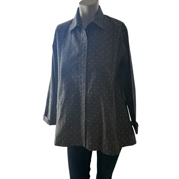 VITAMIN Star Printed Snap Button Closure Gray White Collared Blouse Womens Small - Picture 4 of 12